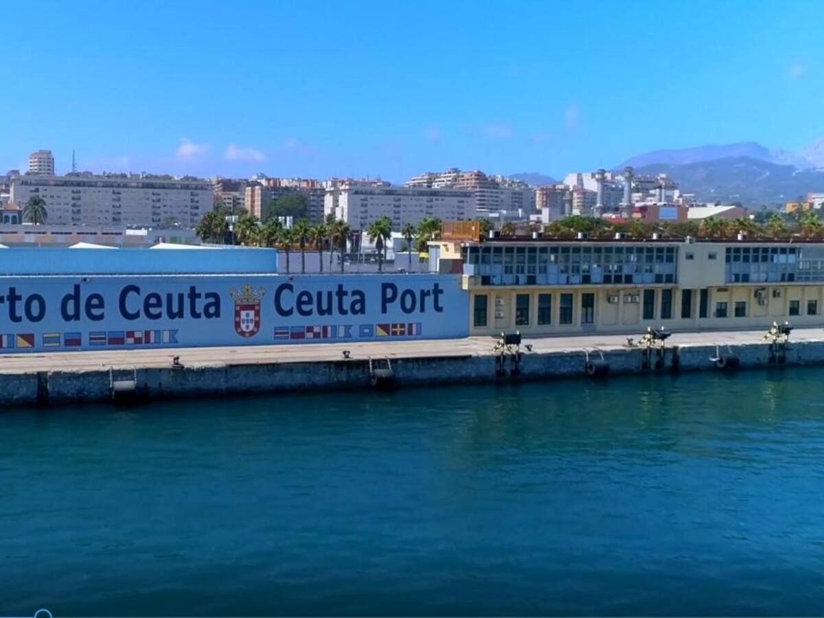 Detenido tras intentar embarcar a Algeciras ocultando un arma de fuego en su moto