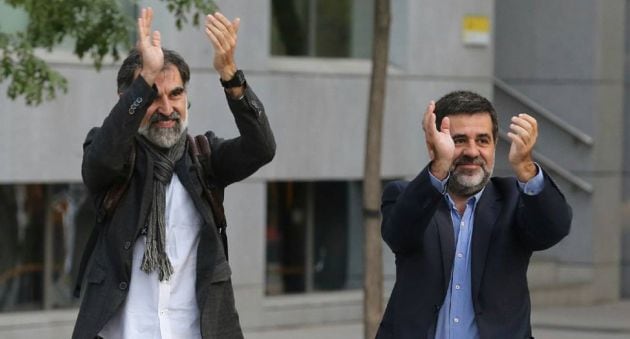 Cuixart y Sànchez en su llegada a la Audiencia Nacional en 2017