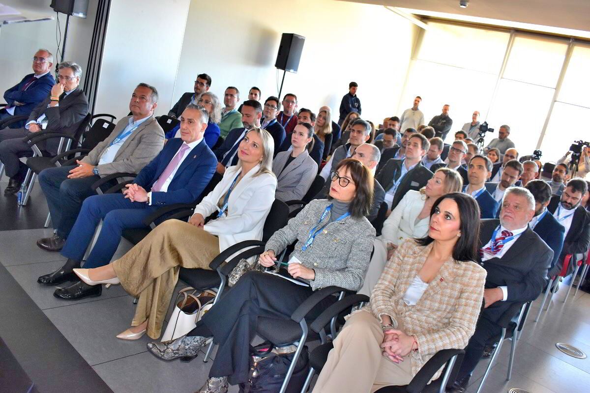 Asistentes a la presentación de Malta.Inc