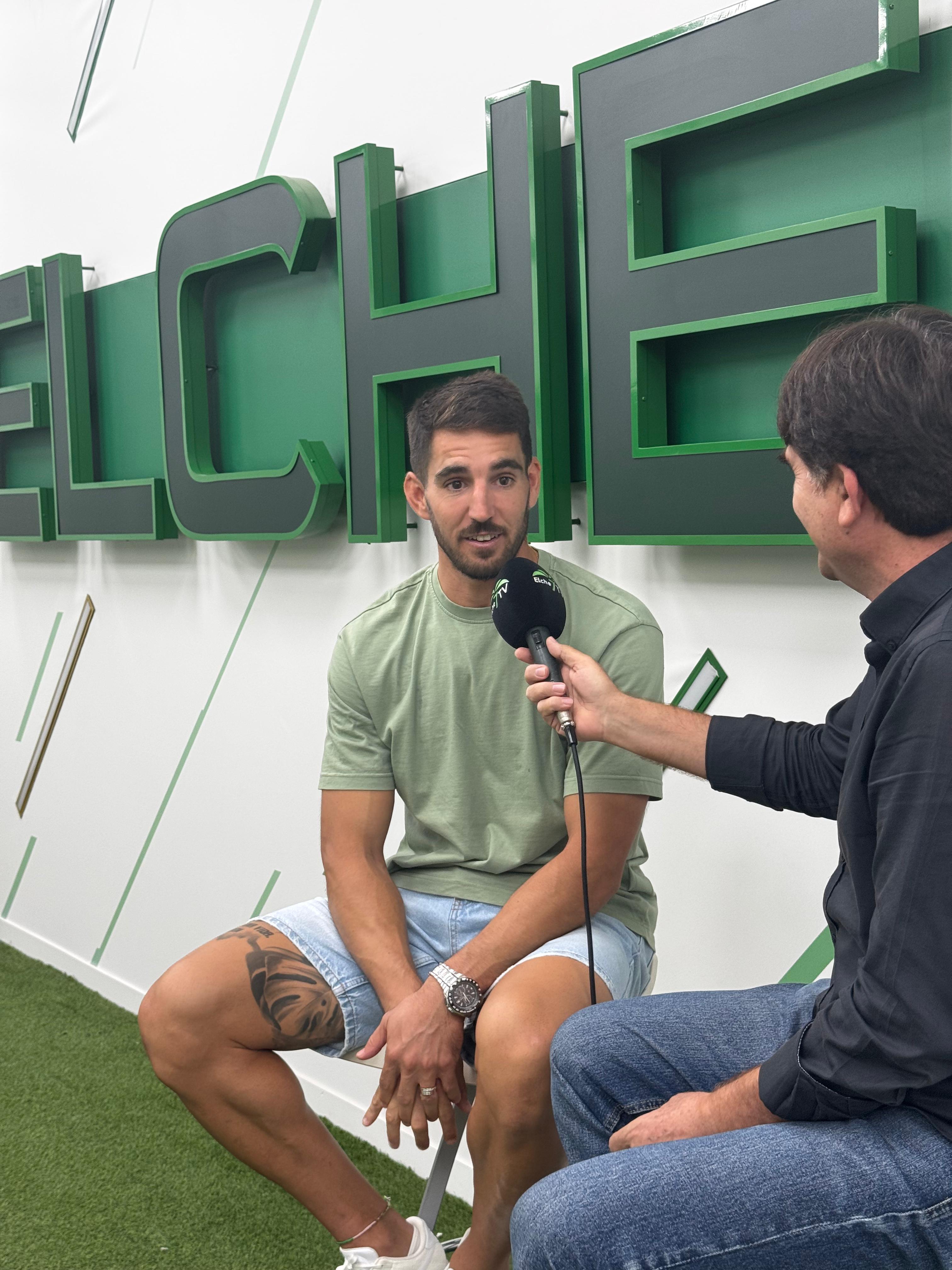 El capitán del Elche, Pedro Bigas, en un momento de la entrevista