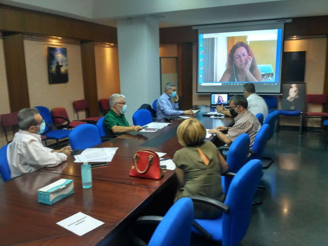 Reunión entre Asadipre y Junta.
