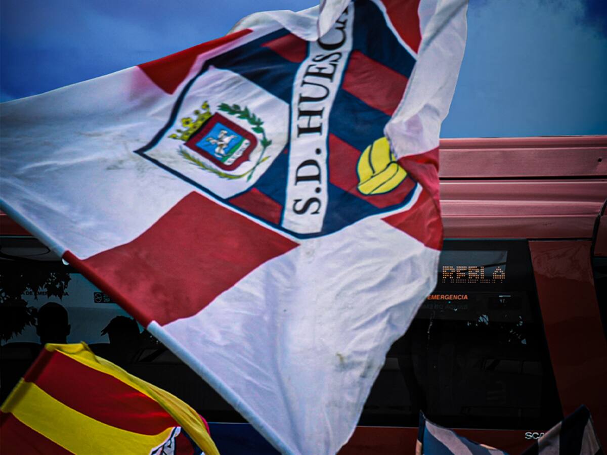 La SD Huesca progresa en su preparación, busca refuerzos, y la campaña de abonados supera las 4.000 renovaciones