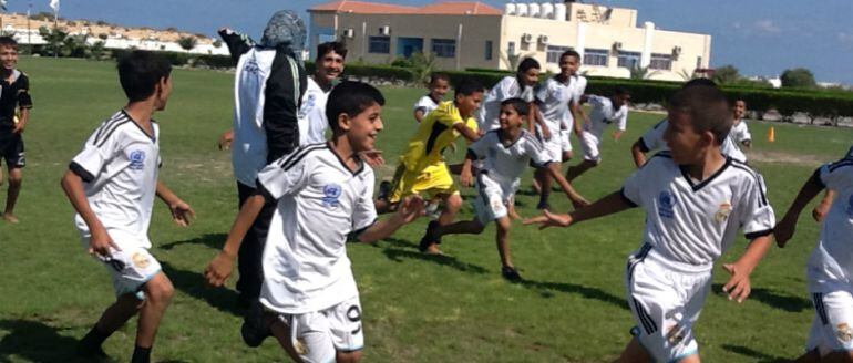 La fundación Real Madrid entrena a entrenadores de futbol en Cisjordania que formarán a su vez a centenares de niños.