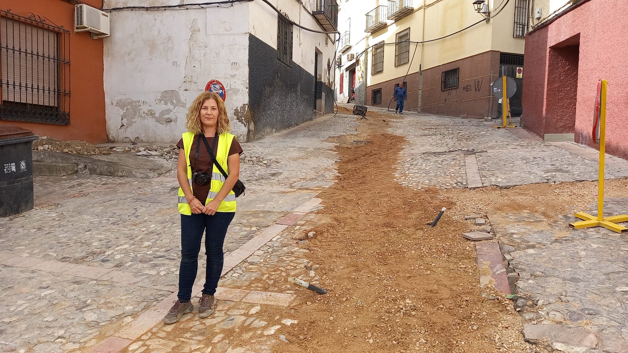 La arqueóloga Antonia González, en la calle Cuesta de San Miguel de Jaén.