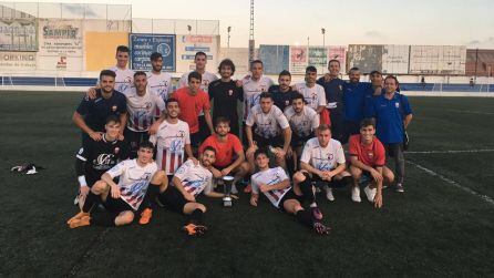 El Eldense con el 32º Trofeo Costa Cálida