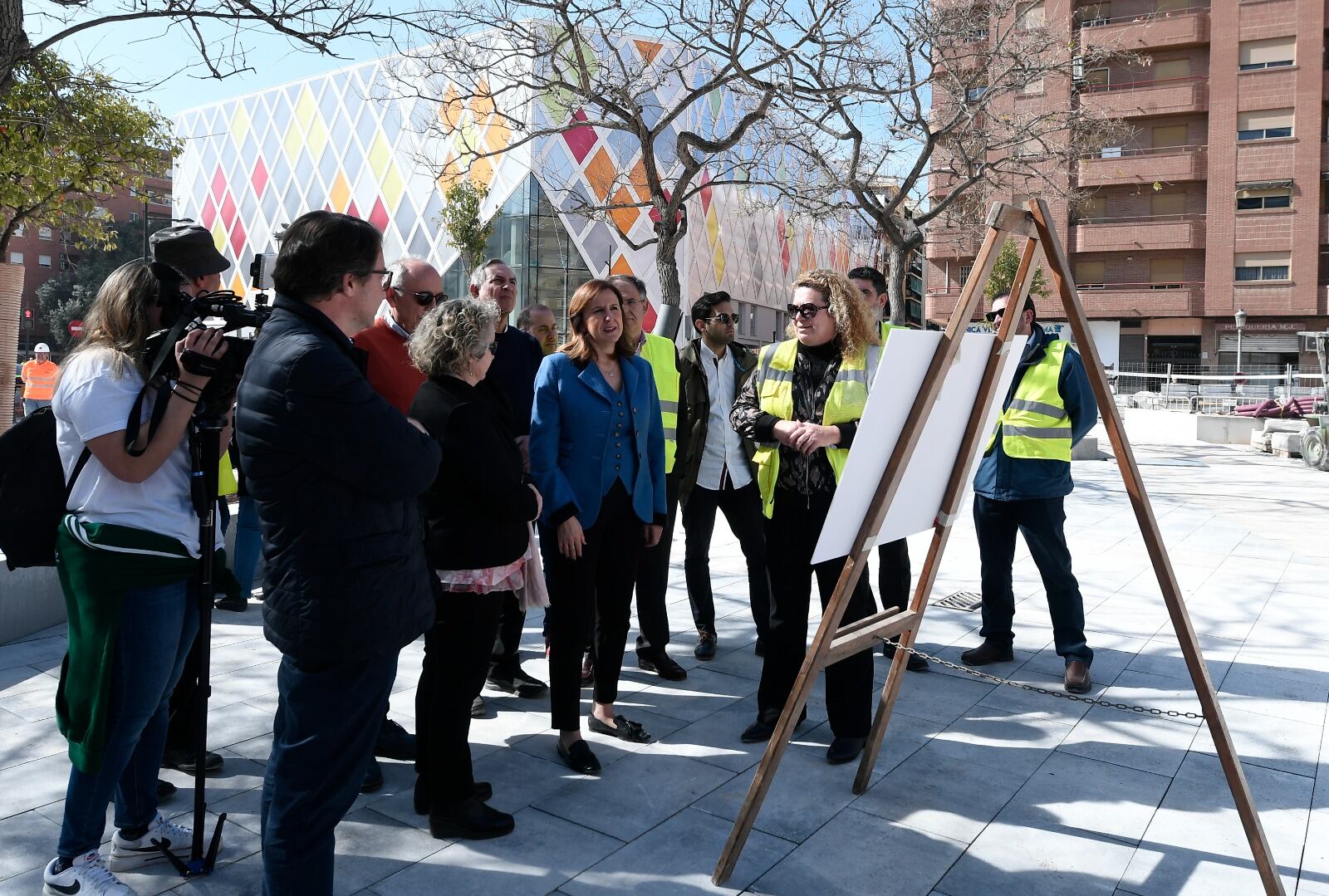 Visita al polideportivo de Nou Moles de València