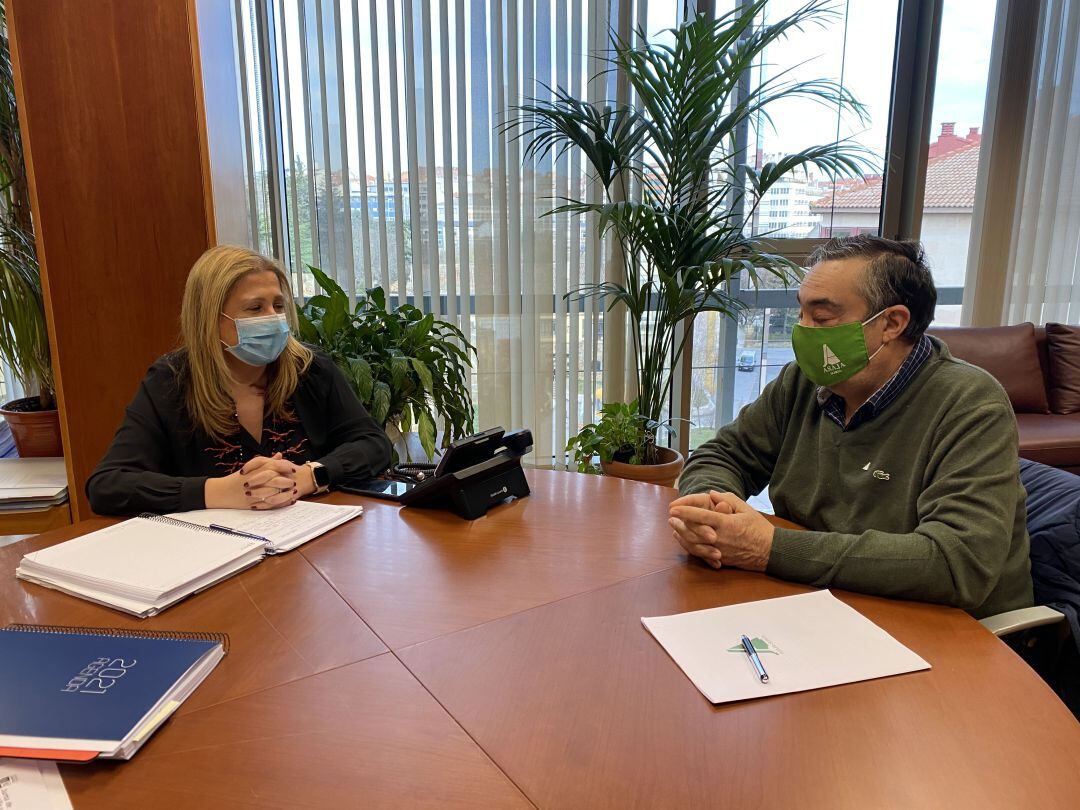 Yolanda de Gregorio junto a Carmelo Gómez