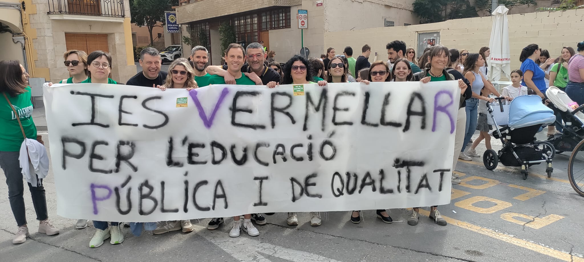IES Vermellar de L'Olleria a la vaga