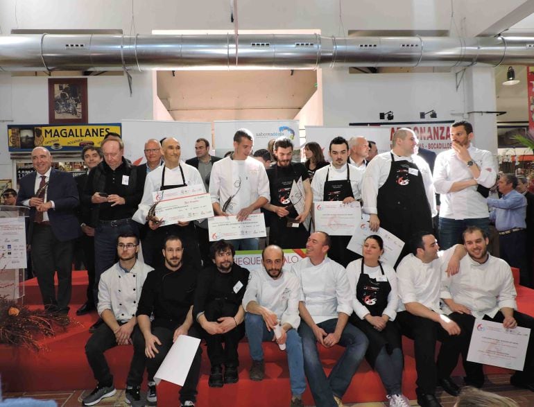 Ganadores y finalistas del VI Concurso Internacional de Cocina Creativa de Gamba Roja de Dénia 2017.