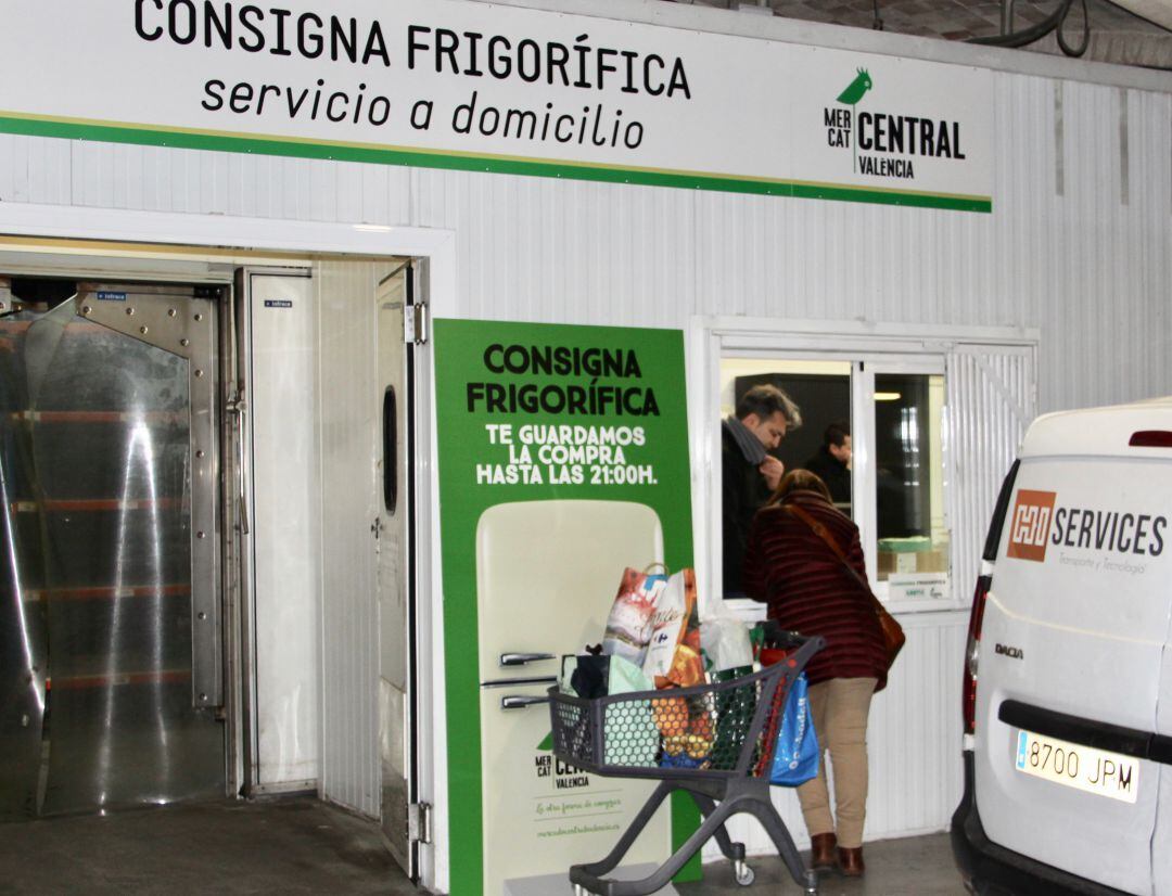 El Mercat Central guarda las compras hasta que vuelvas a casa