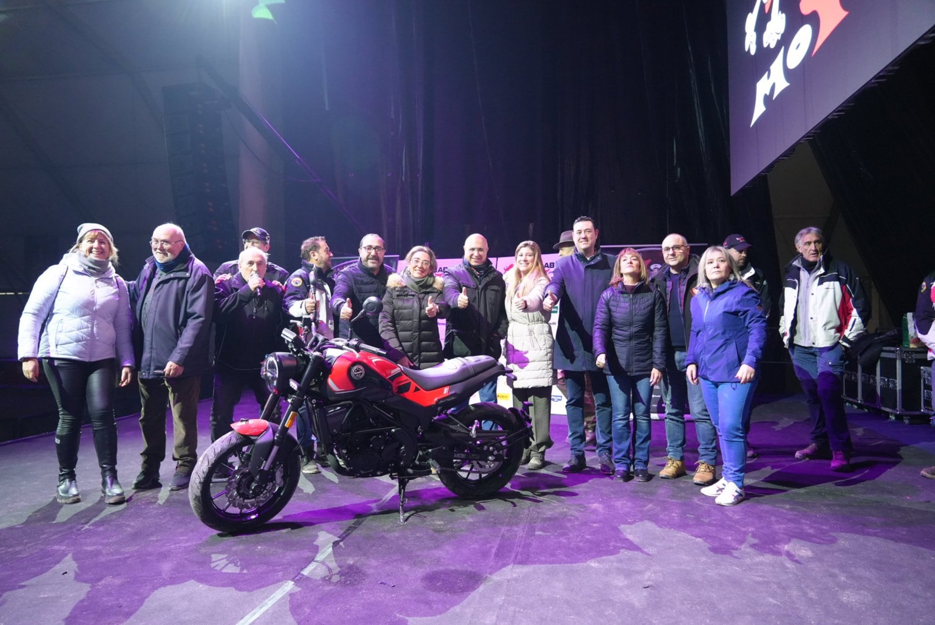 18/01/2026 Entrega de premios de Motauros 2026..
La 26 edición de Motauros ha contado con un total de 15.322 inscritos que han participado en las actividades que han llenado el municipio vallisoletano de Tordesillas de "ambiente y pasión motera" frente a las inclemencias meteorológicas.

POLITICA ESPAÑA EUROPA CASTILLA Y LEÓN
ACTION SERVICE
