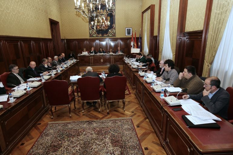 Pleno del mes de mayo