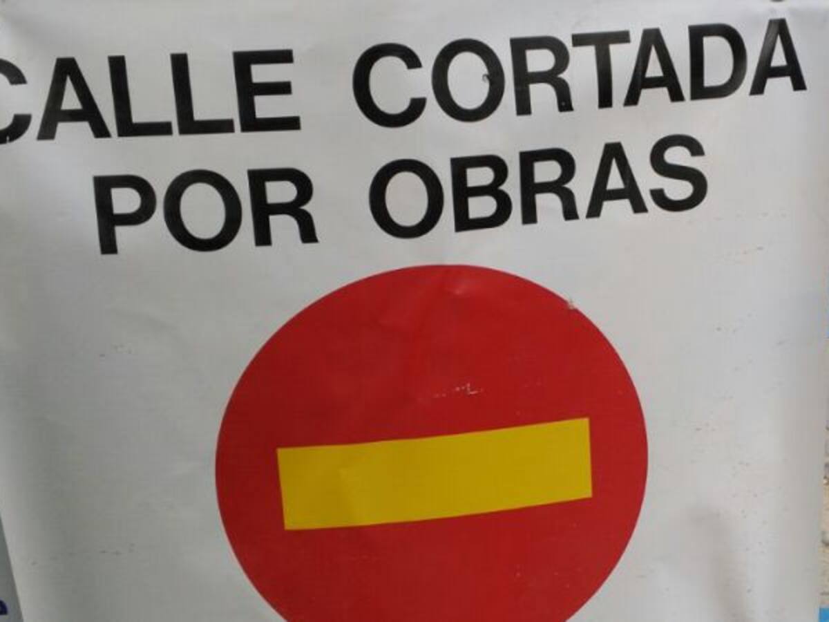 Albarderos y Blasco Ibáñez siguen cortadas durante todo el día