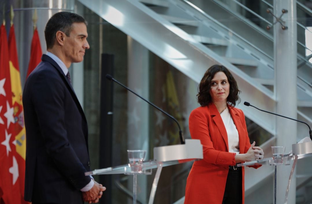 El presidente del Gobierno, Pedro Sánchez, y la presidenta de la Comunidad de Madrid, Isabel Díaz Ayuso.