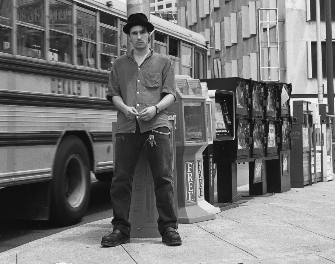 Jeff Buckley posando en Nueva York