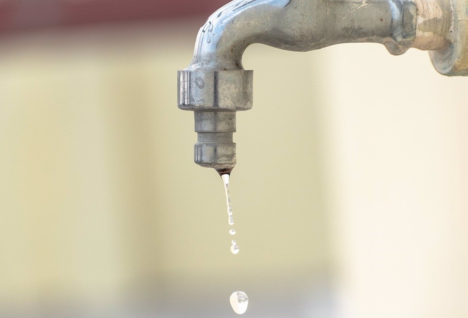 Un grifo de agua