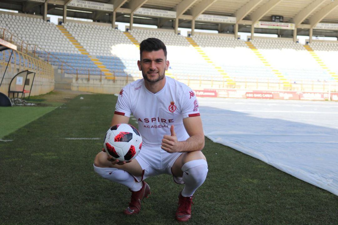 Pablo Vázquez lució la blanca en el Reino de León