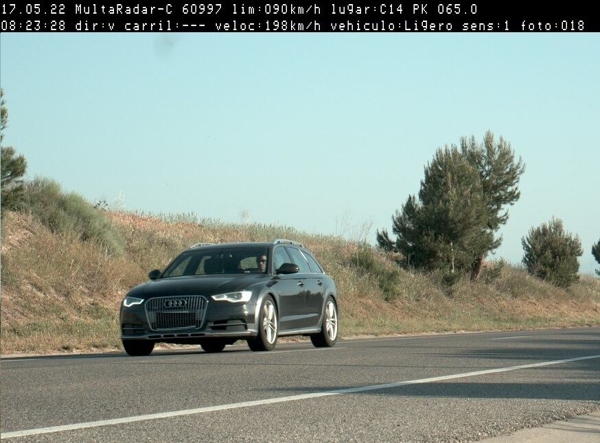 El vehicle circulava a més del doble del màxim permès en el punt on va ser "caçat" pels mossos i que és de 90 per hora.