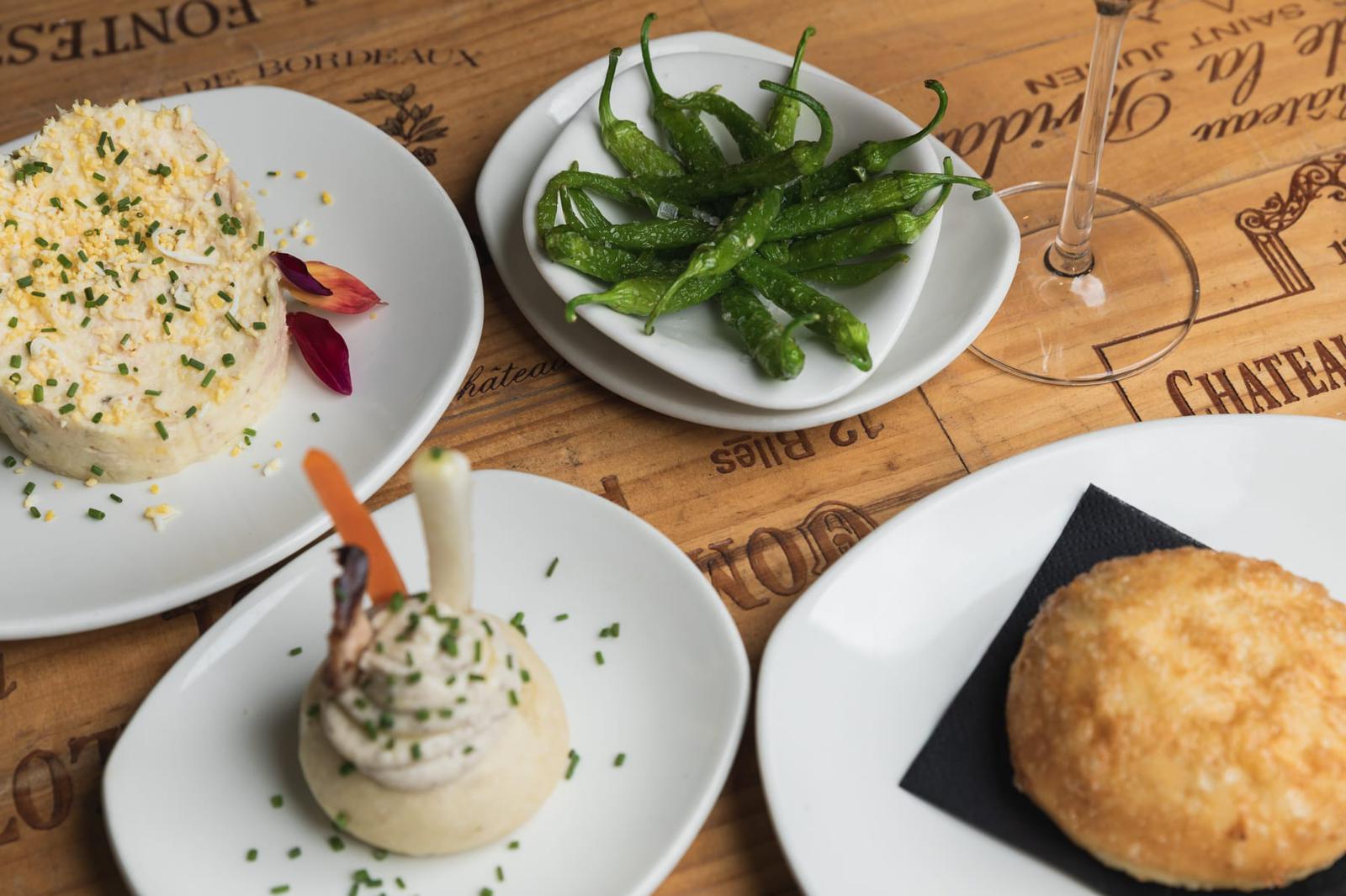 Algunas de las tapas de Casa Montaña.