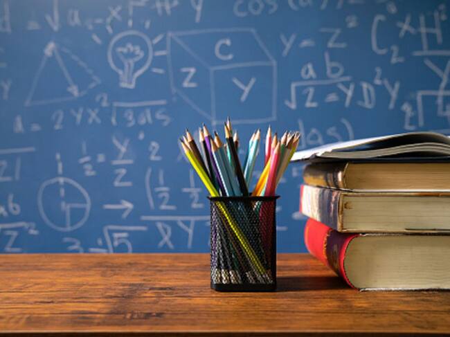 Els col·legis públics d'Alcoi mostren la seua oferta educativa per al proper curs.