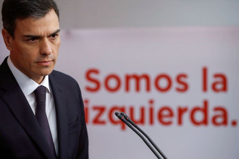 El líder del PSOE, Pedro Sánchez, en una rueda de prensa ofrecida 