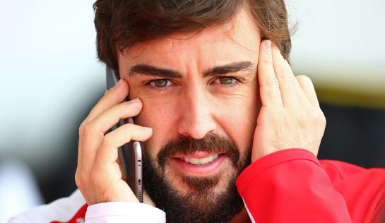 Primer plano de Fernando Alonso