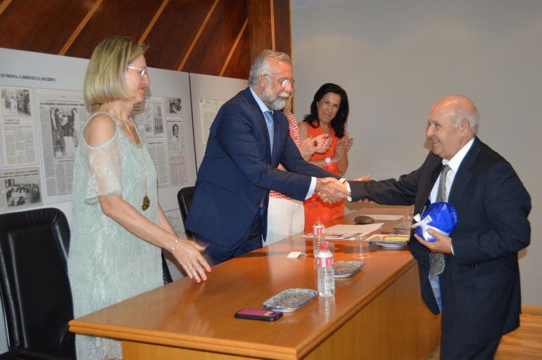 Acto de dedicatoria a la abocagía del turno de oficio