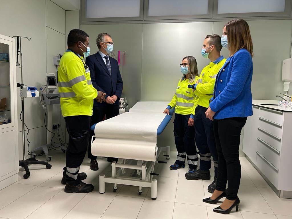 El consejero de Salud, Juan José Pedreño, visita el segundo SUAP de Lorca en el centro de especialidades Santa Rosa de Lima