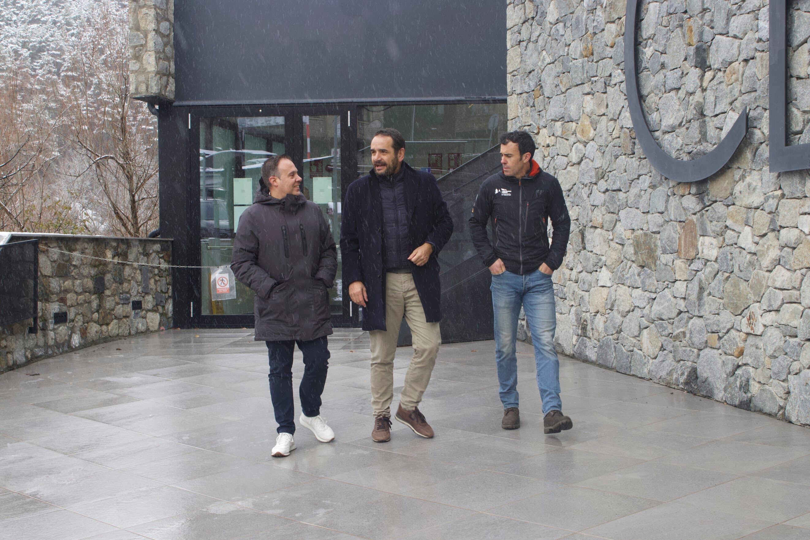 Els candidats d'ACO+DA visiten el centre esportiu d'Ordino.