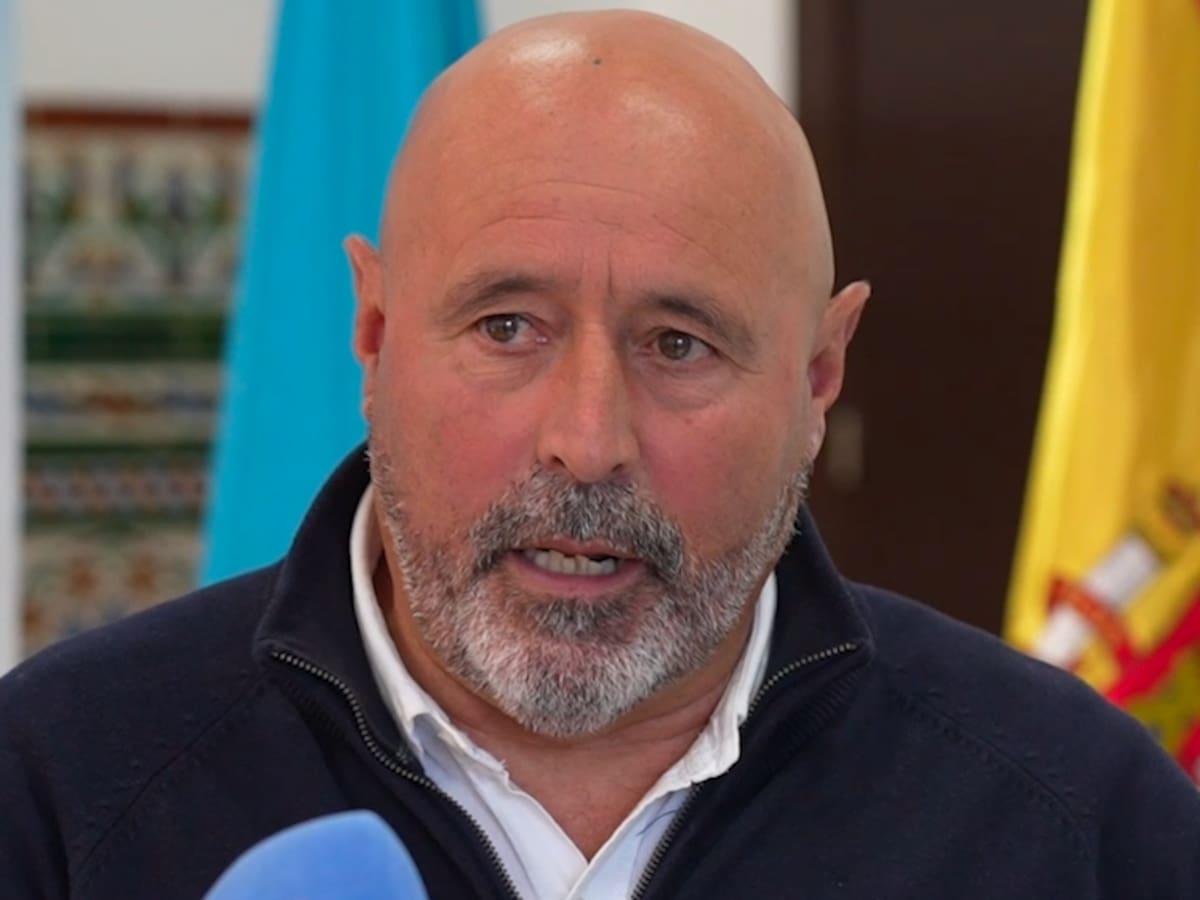 Curro Gil dimite como alcalde de Montellano