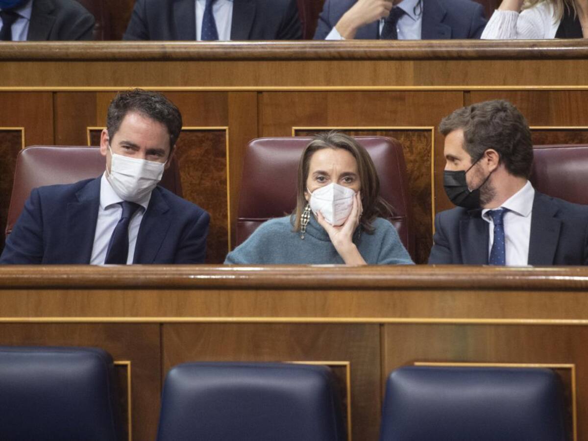 La oposición no trabaja