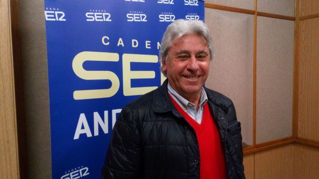 El compositor Paco Lola en el estudio del programa Cruz de Guía