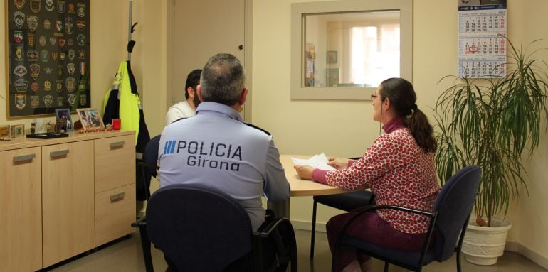 Mediació a la policia municipal de Girona.