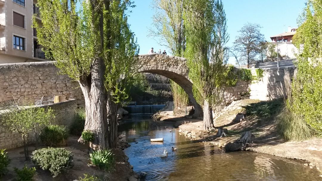 Puente románico del Bañuelos