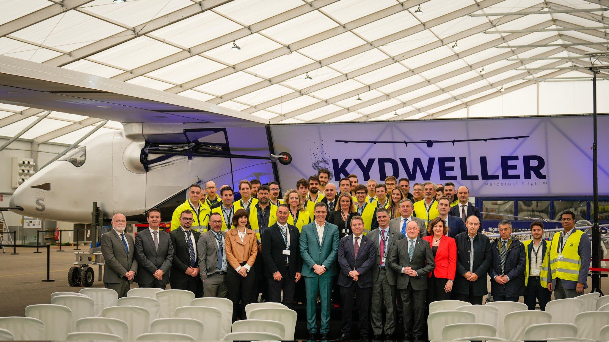 Pedro Sánchez, durante su visita a Skydweller