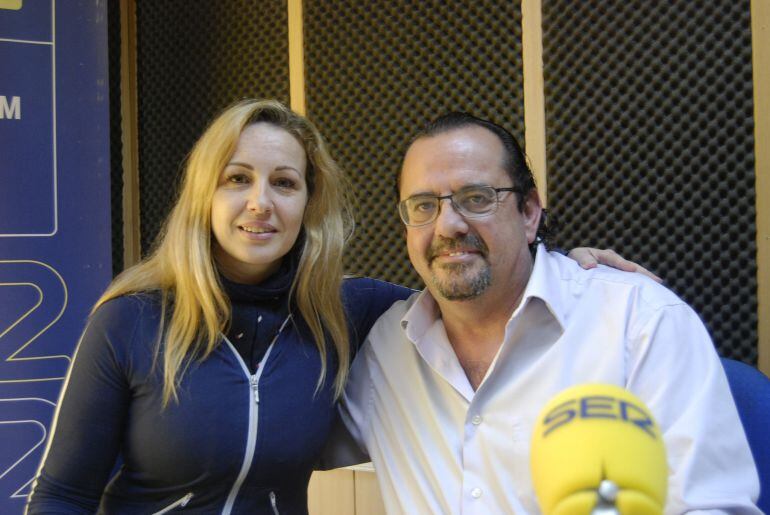 Raquel Saavedra y Ángel Serrano durante su interveción en nuestro programa de hoy.