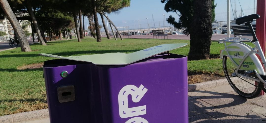 Destrozos en las bases del Saforbici de la playa 