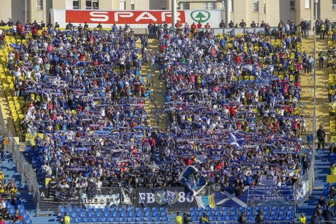 Las Palmas dará al Tenerife menos de 700 entradas para la afición blanquiazul.