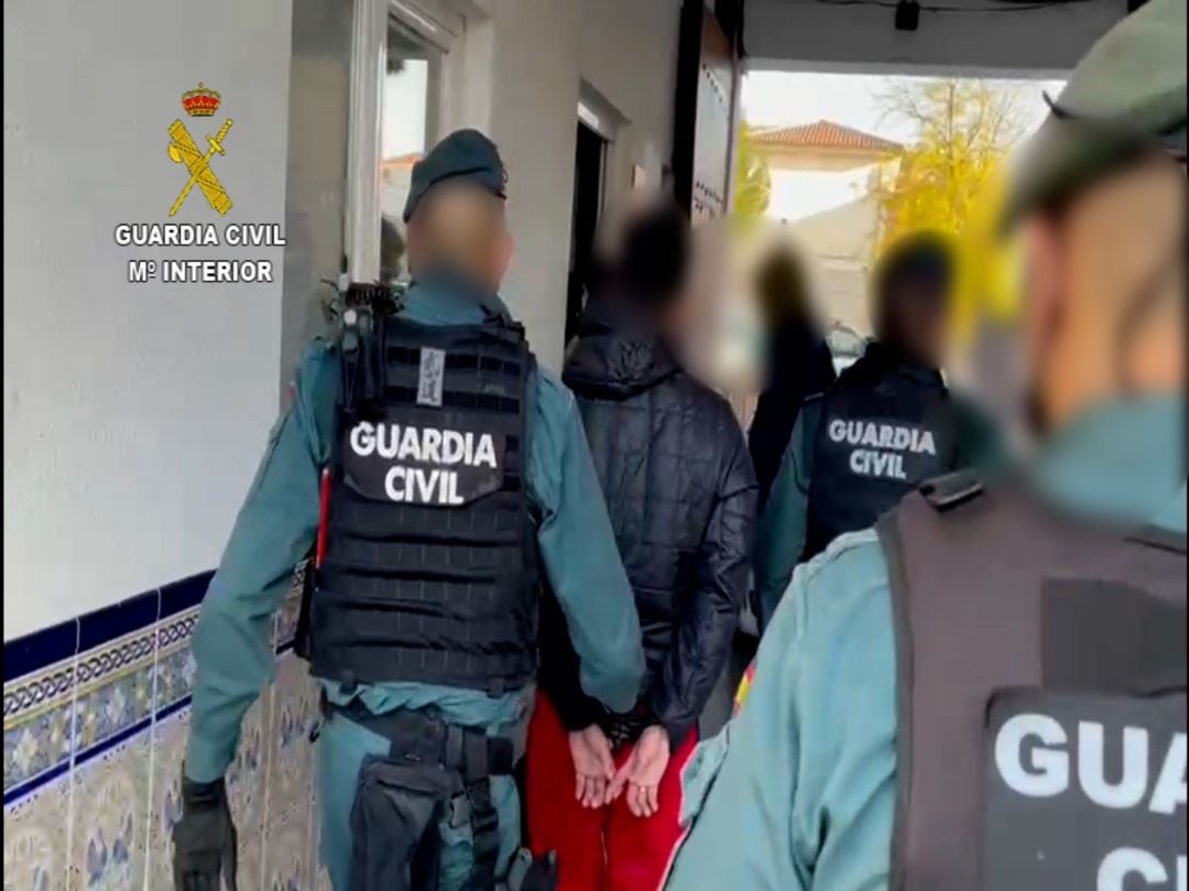 La Guardia Civil desmantela un importante punto de venta de cocaína en Torrijos