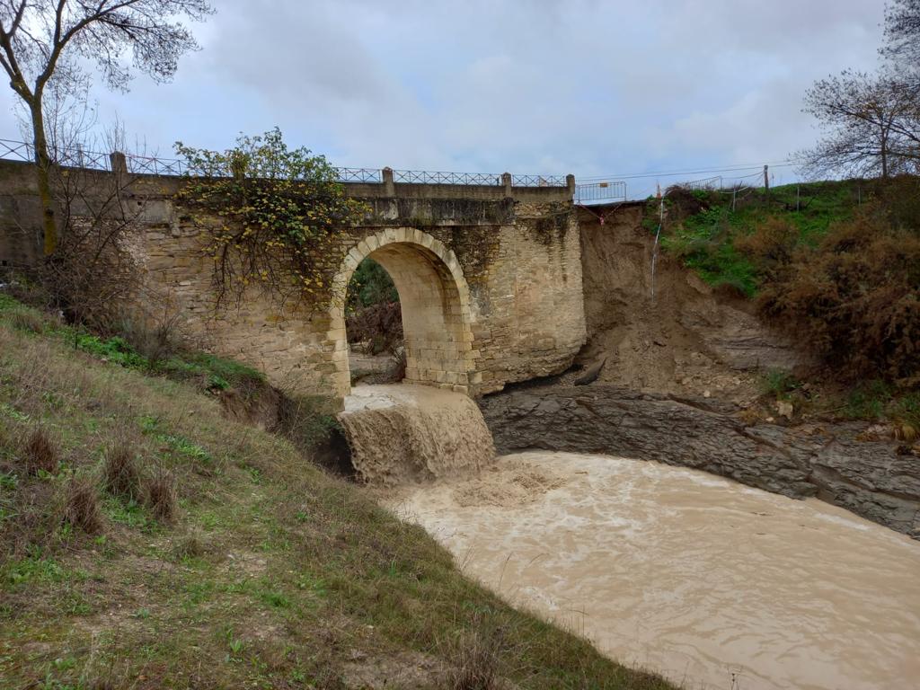 Puente sobre el río Torres en La Laguna.