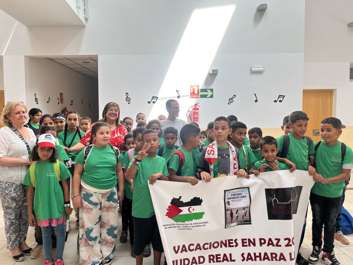 Herencia recibe a los 50 niños saharauis que pasarán este verano en la provincia