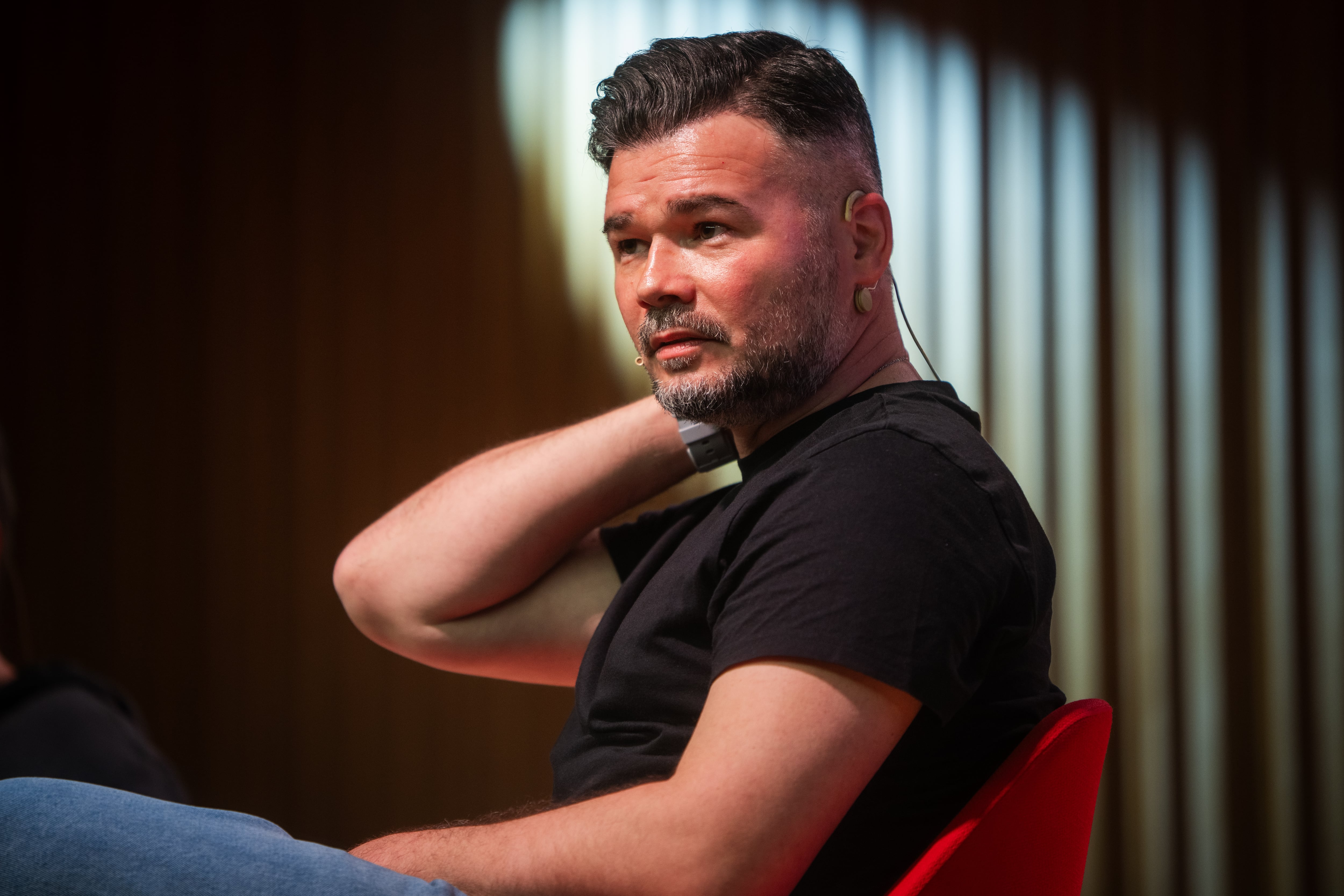 Gabriel Rufián, Irene Montero y Xavier Domenech en un acto en Bacrelona.