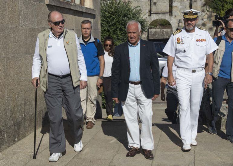 El rey emérito durante la celebración del Trofeo Princesa de Asturias en Baiona