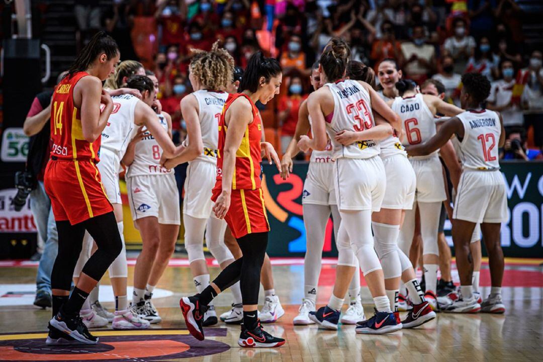 Carrera y Ouviña, tras perder ante Serbia.