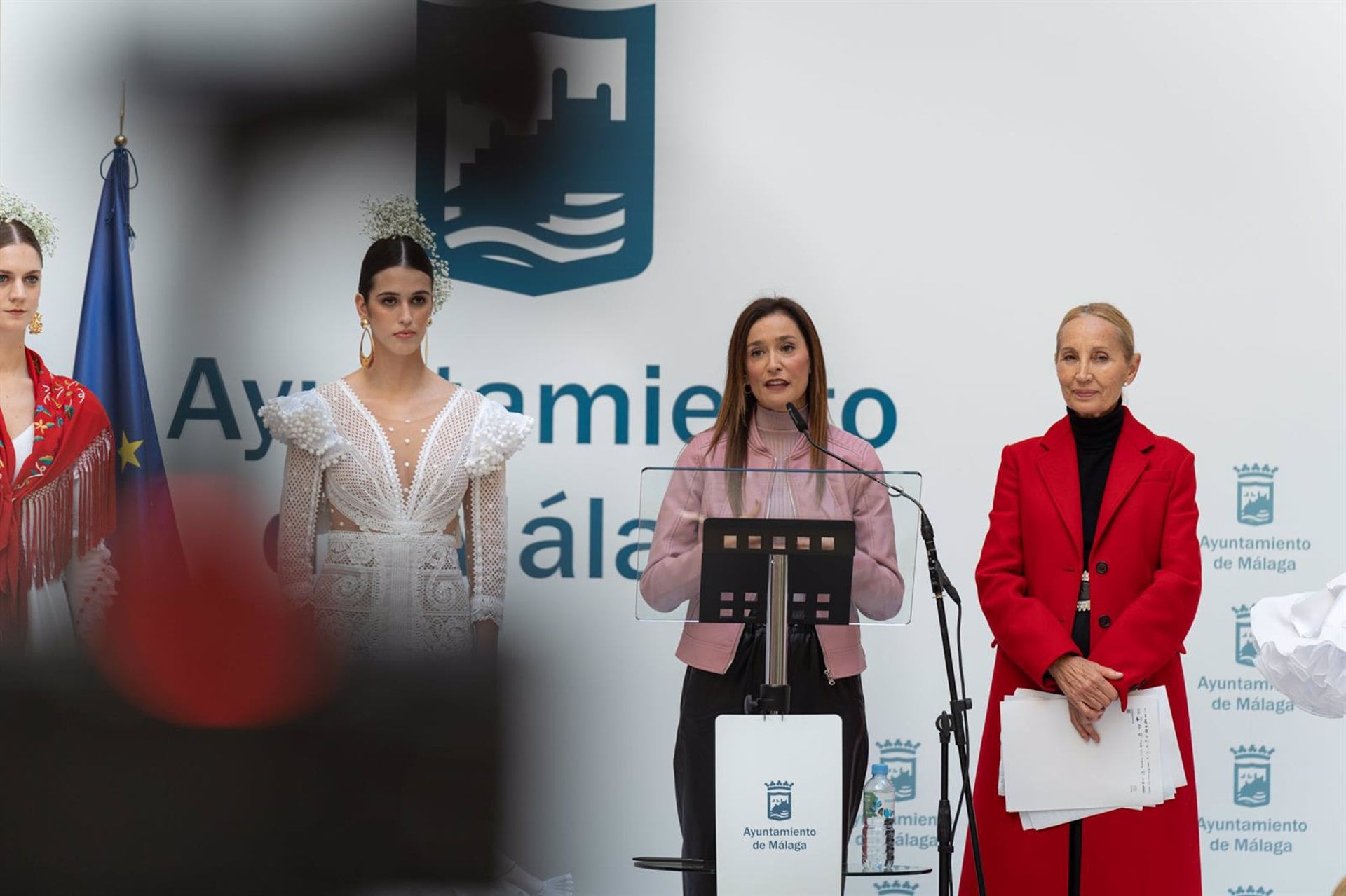 Presentación de  la Feria Internacional de la Moda Flamenca en Málaga