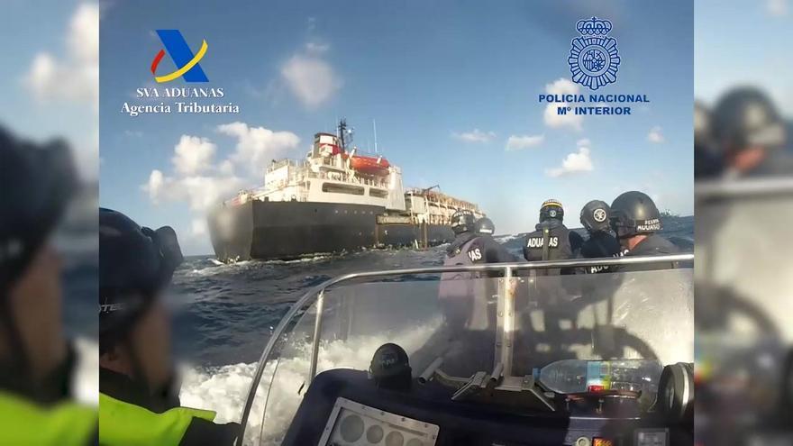 Así fue el impresionante abordaje del barco con 4.500 kilos de cocaína interceptado en Canarias (archivo)