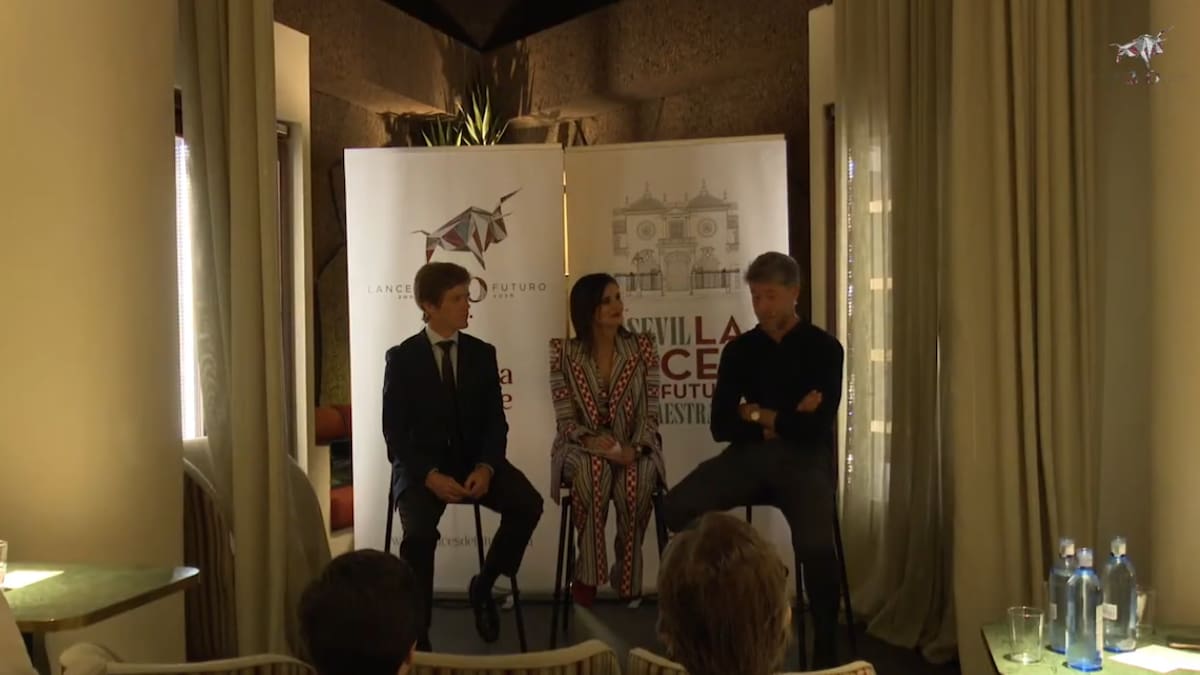 Manuel Escribano y Borja Jiménez calientan su mano a mano del 18 de abril en la Maestranza ante toros de Victorino