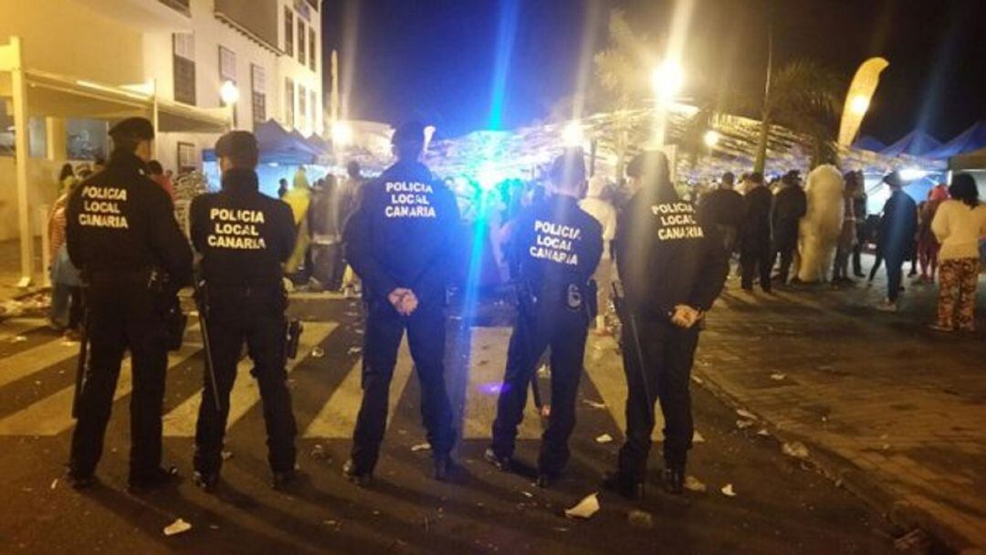 Agentes de la Unidad de Seguridad Ciudadana (USCI) de la Policía Municipal de Arrecife.