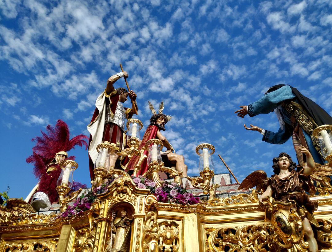 Misterio de la Hermandad de la Coronación