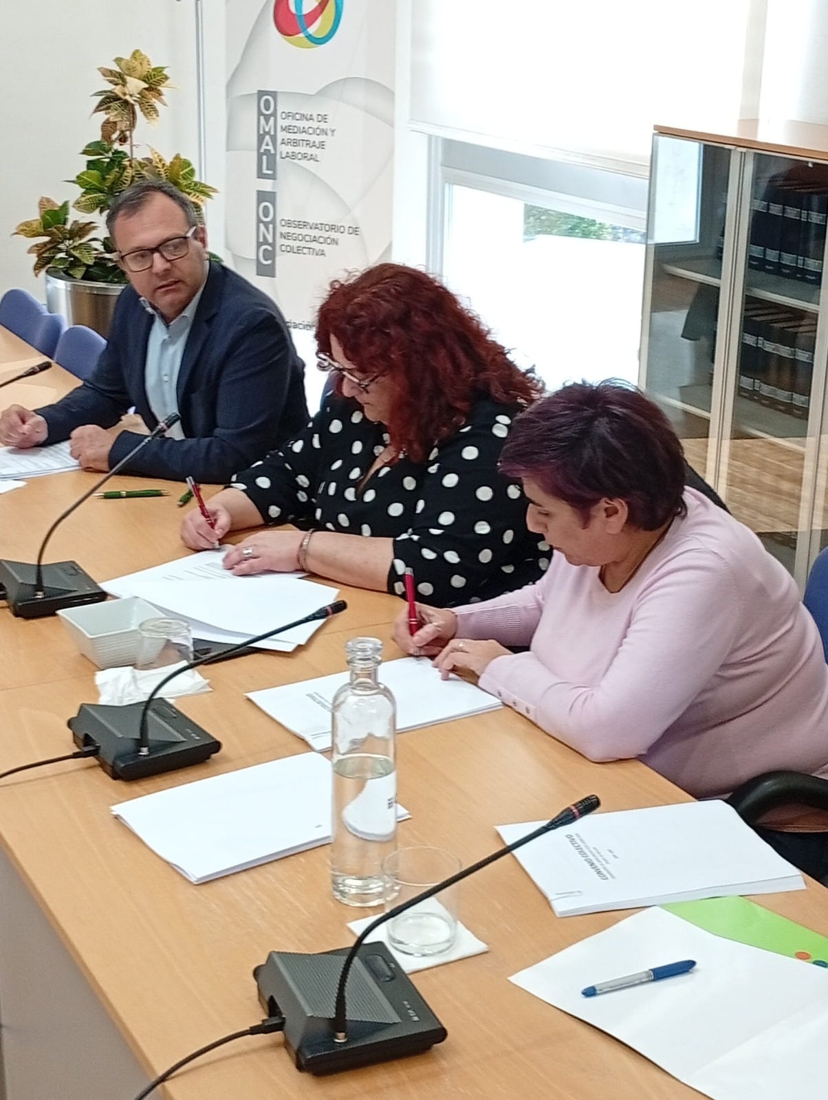 Firma del Convenio Colectivo de Transporte de Mercancías por Carretera de la Región de Murcia